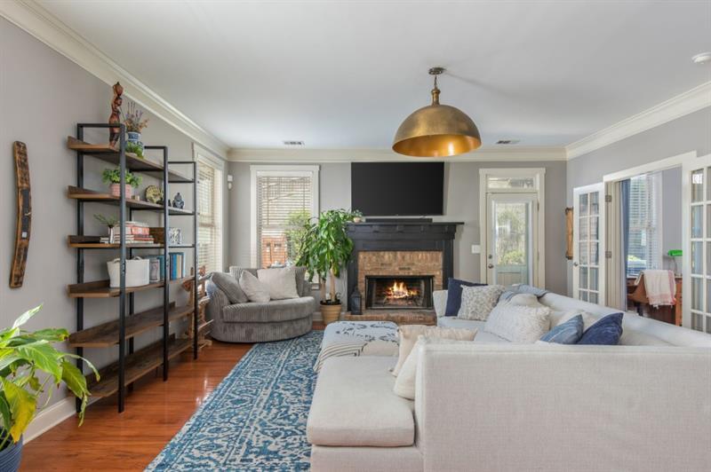 2075 Old Georgian Terrace NW