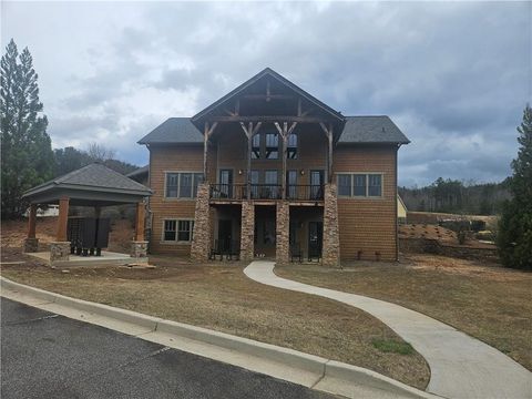 A home in Dahlonega