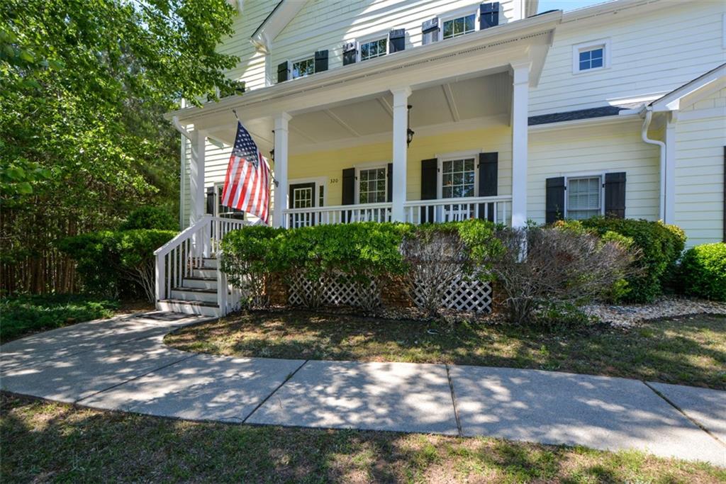 320 River Green Avenue