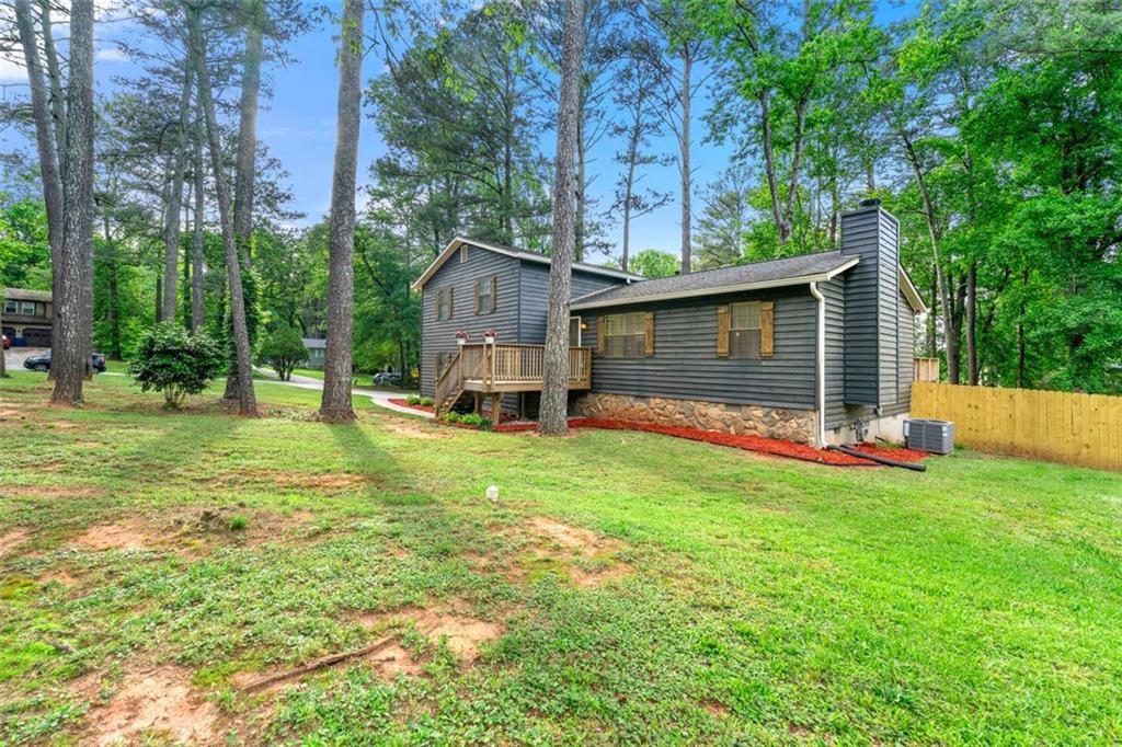 256 Grist Mill Lane, Lawrenceville, Georgia image 2