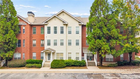 Condo For Sale - 5641 Roswell Road #217<br/> Sandy Springs, GA 30342