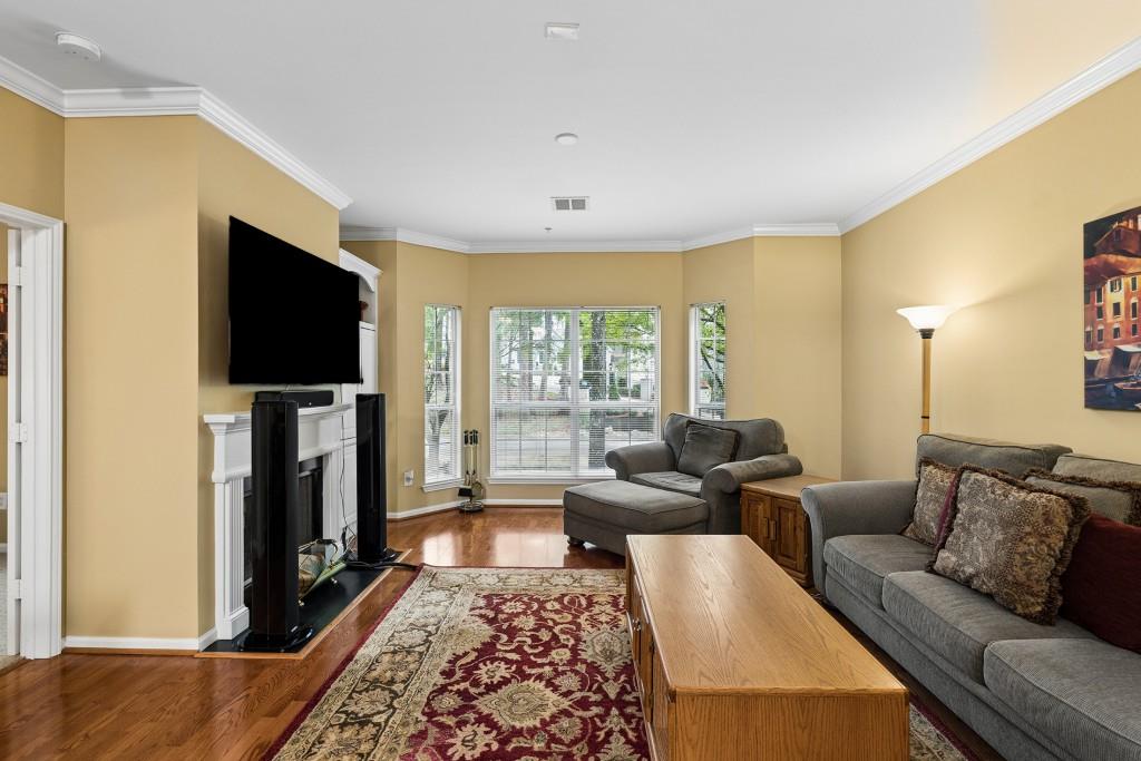 5641 Roswell Road 217