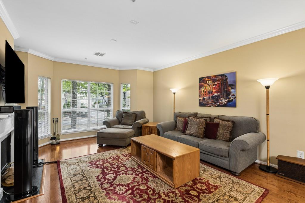 5641 Roswell Road 217
