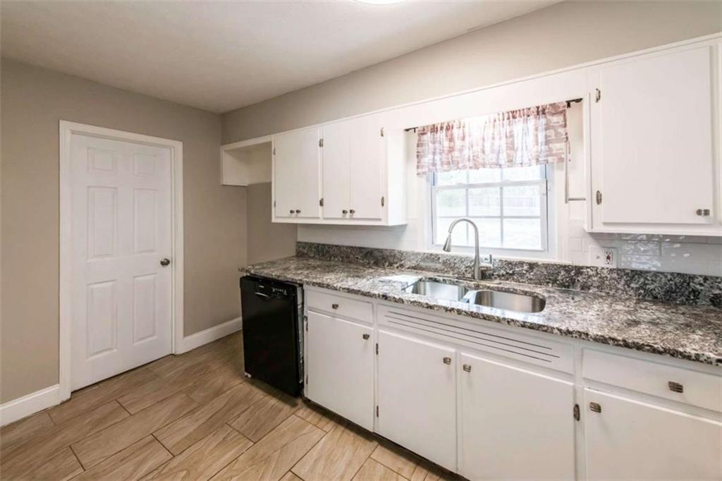 120 Blackwood Court, Calhoun, Georgia image 3