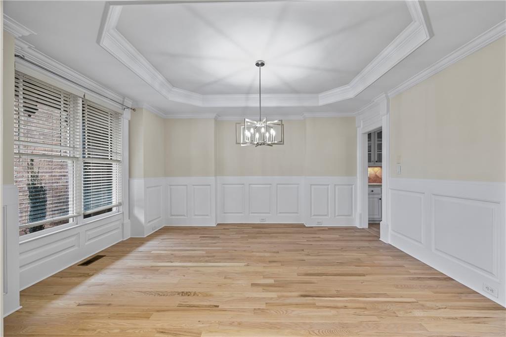 2537 Monta Vista Way