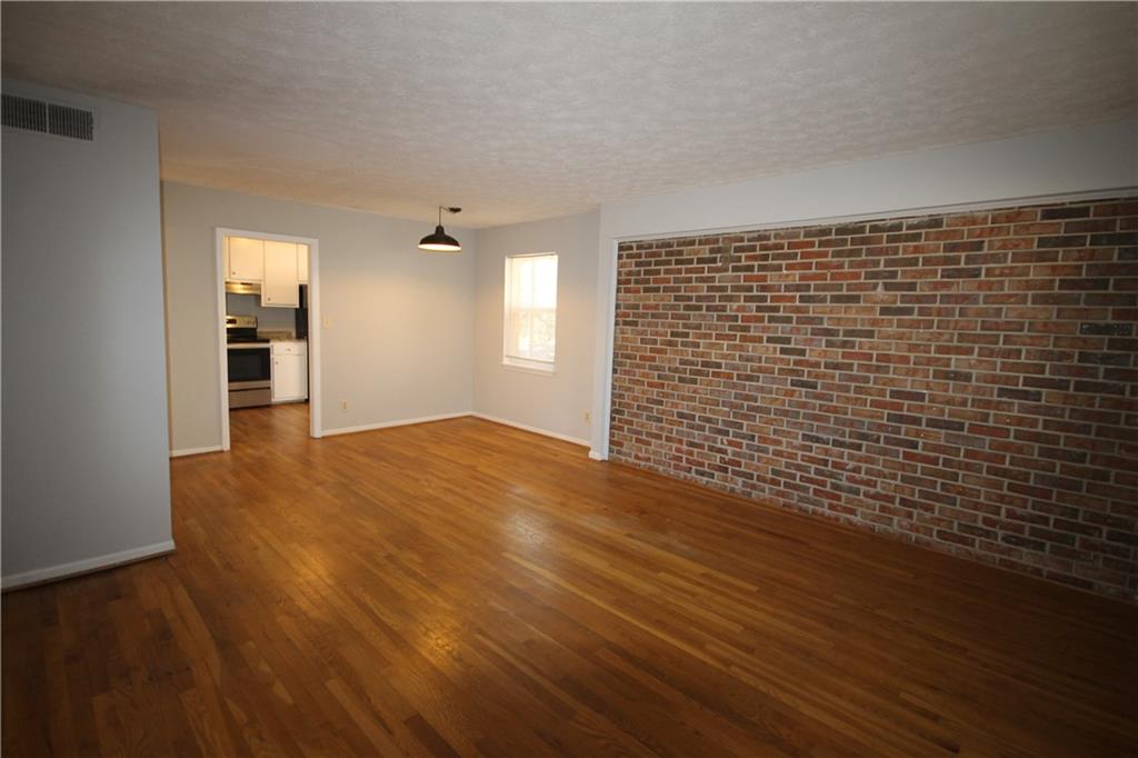 606 Coventry Road