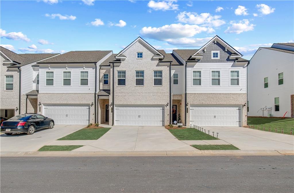 8214 Tiger Way, Riverdale, Georgia image 1