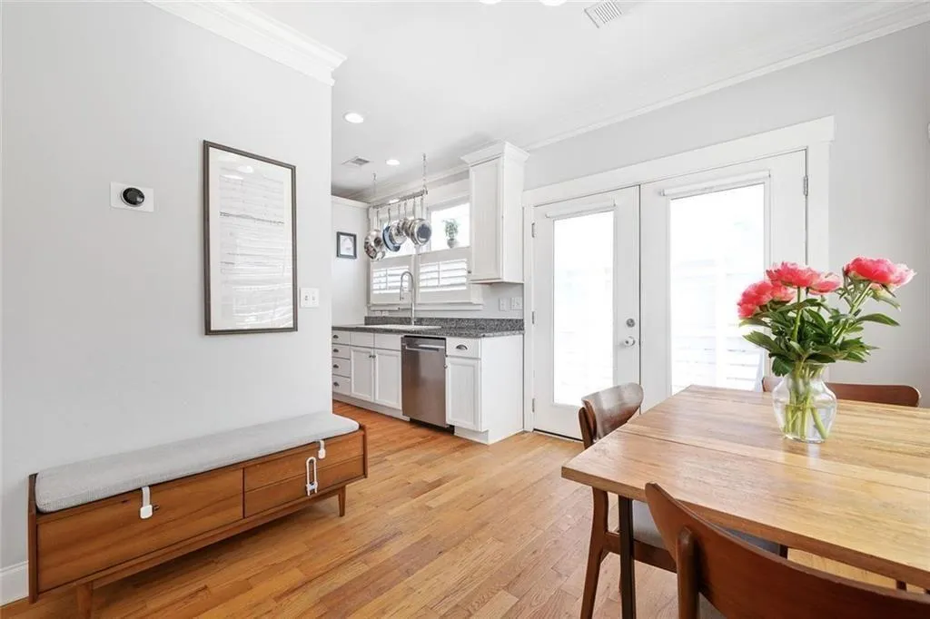 Atlanta, Georgia 30312, United States, 2 Bedrooms Bedrooms, ,2 BathroomsBathrooms,Residential,Active,131647