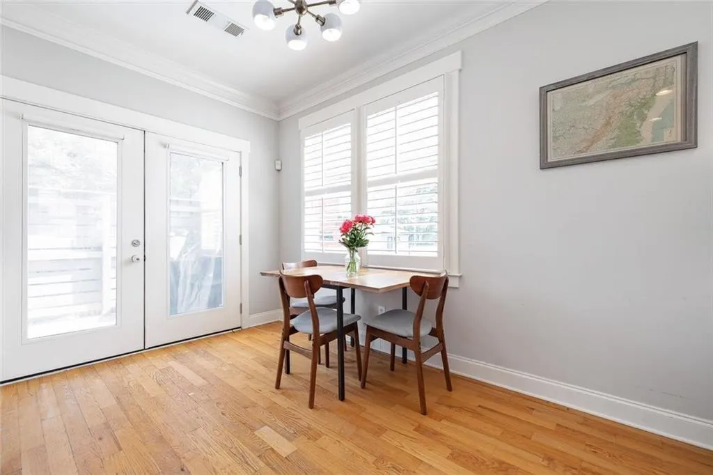 Atlanta, Georgia 30312, United States, 2 Bedrooms Bedrooms, ,2 BathroomsBathrooms,Residential,Active,131647