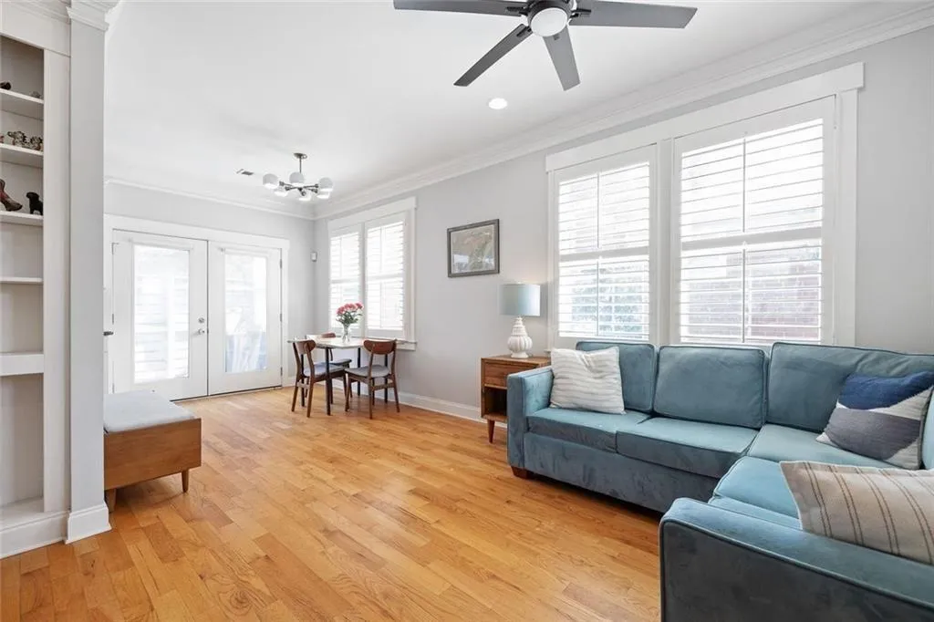 Atlanta, Georgia 30312, United States, 2 Bedrooms Bedrooms, ,2 BathroomsBathrooms,Residential,Active,131647