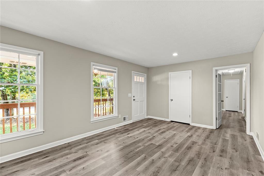 Meadowbrook Park Estates - Residential Lease