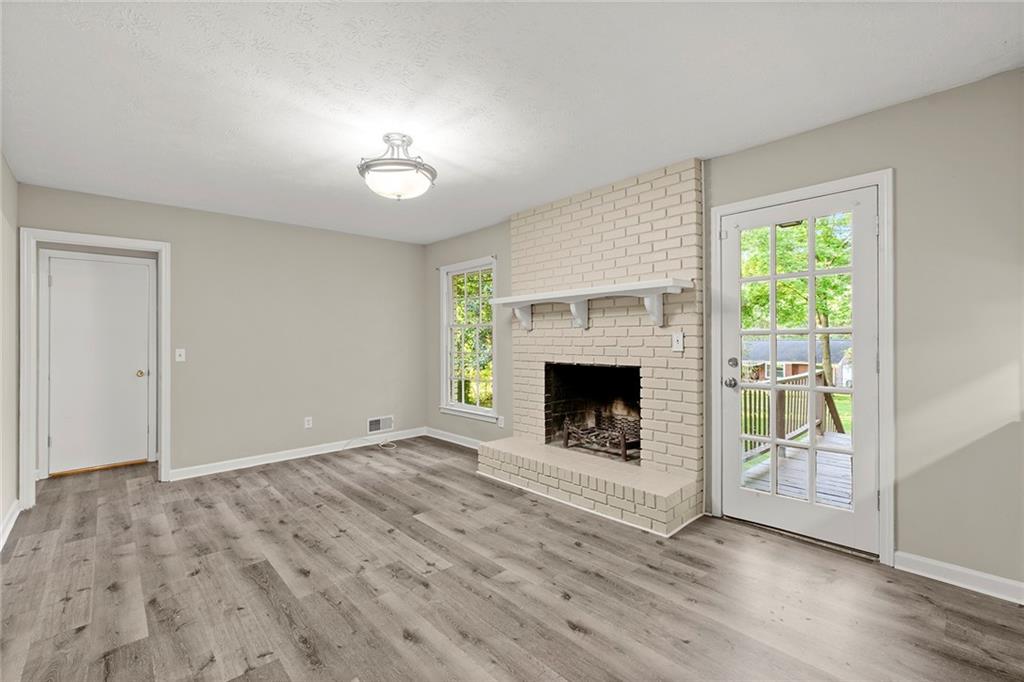 Meadowbrook Park Estates - Residential Lease