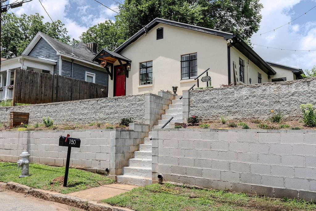 150 South Avenue SE