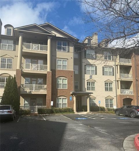 Condo For Sale - 4805 W Village Way #2104<br/> Smyrna, GA 30080