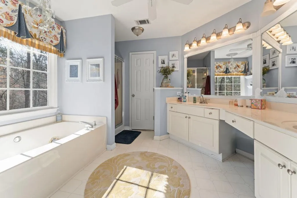 Dallas, Georgia 30157, United States, 5 Bedrooms Bedrooms, ,4 BathroomsBathrooms,Residential,Active,146456