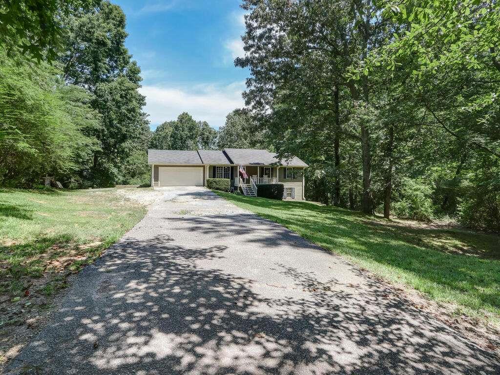 5361 Hog Mountain Road