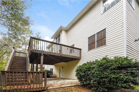 A home in Lilburn