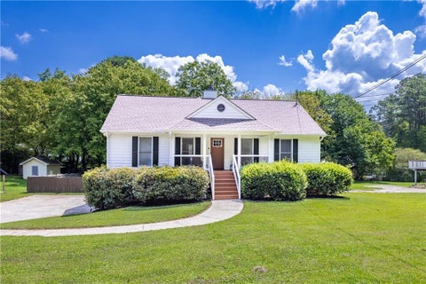 Photo of 31 Mcwhorter Street, Jasper, GA 30143 (MLS # 7819804)