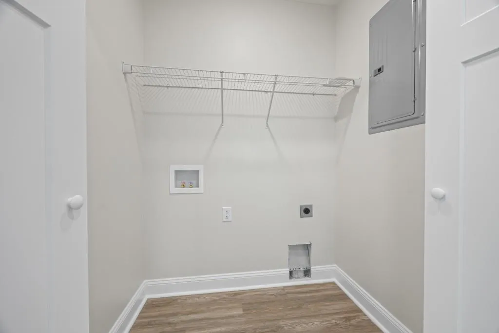 Lavonia, Georgia 30553, United States, 3 Bedrooms Bedrooms, ,3 BathroomsBathrooms,Residential,Active,145130