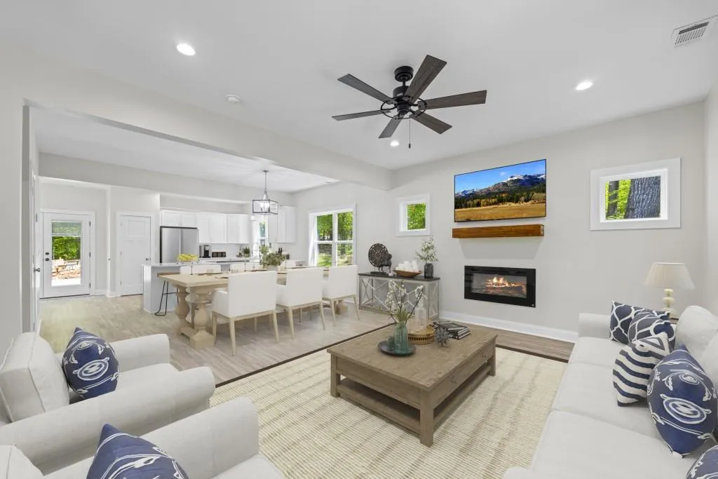 Lavonia, Georgia 30553, United States, 3 Bedrooms Bedrooms, ,3 BathroomsBathrooms,Residential,Active,145130