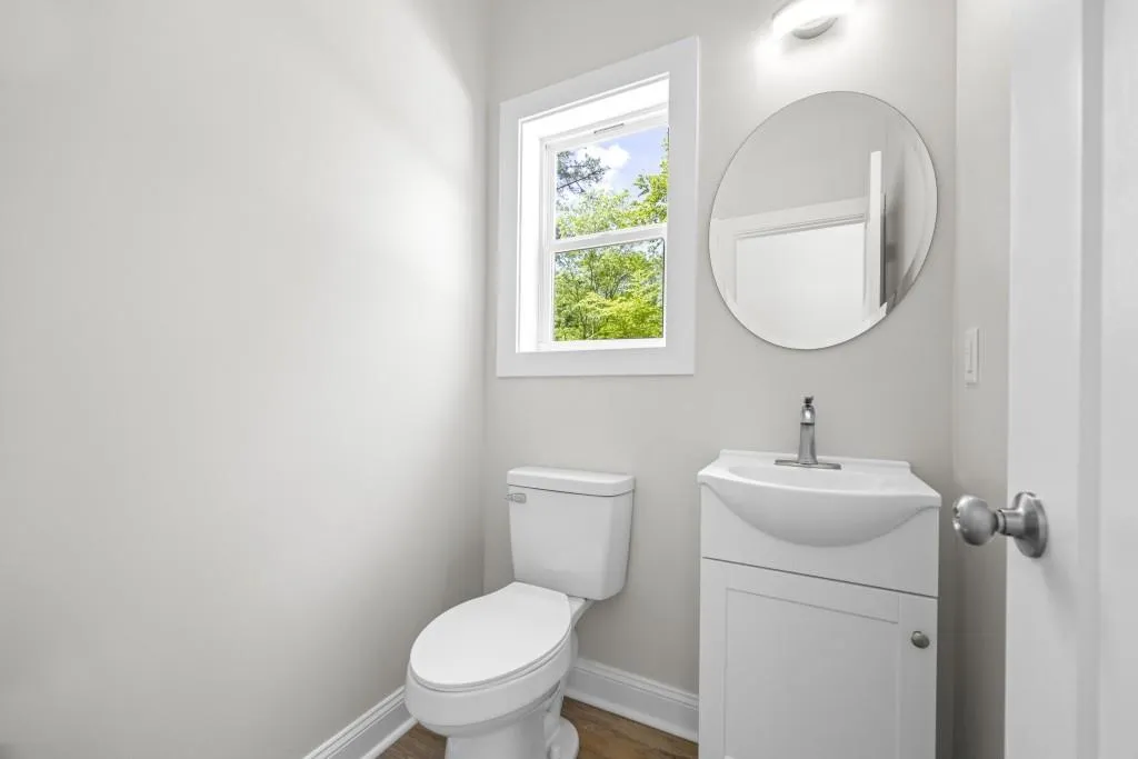 Lavonia, Georgia 30553, United States, 3 Bedrooms Bedrooms, ,3 BathroomsBathrooms,Residential,Active,145130