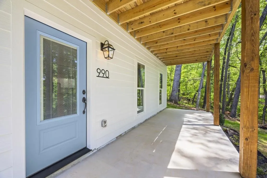 Lavonia, Georgia 30553, United States, 3 Bedrooms Bedrooms, ,3 BathroomsBathrooms,Residential,Active,145130