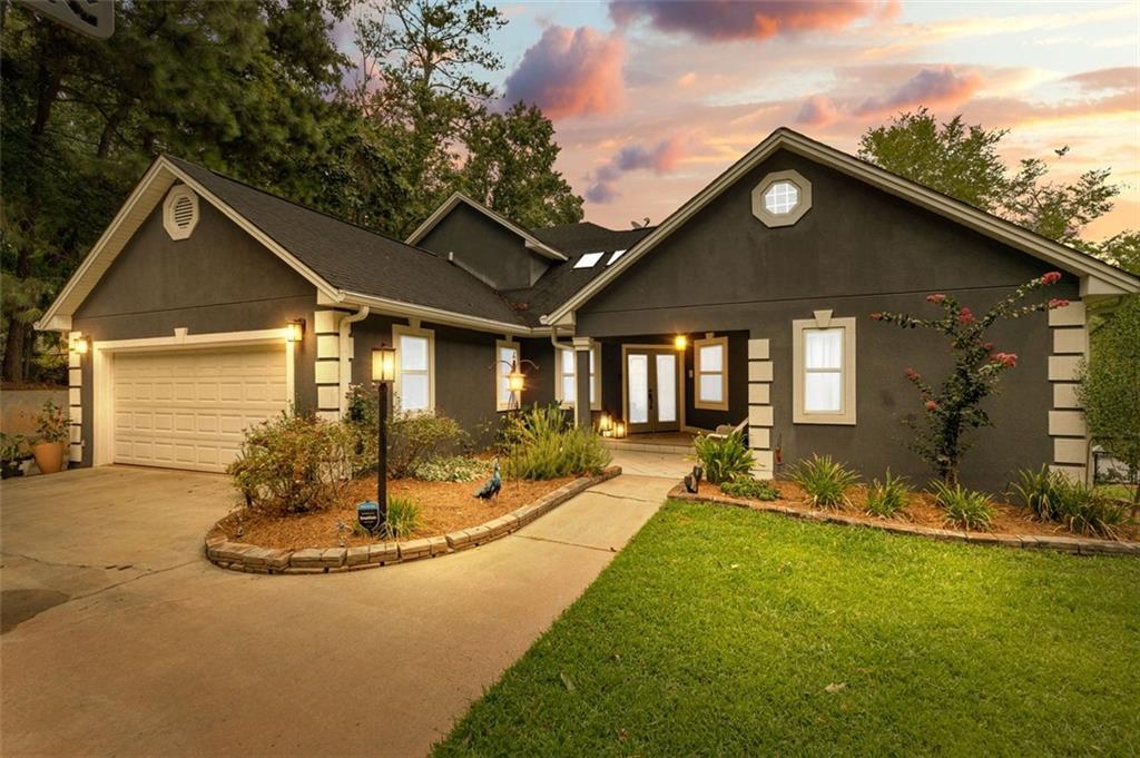 918 EAGLE Drive