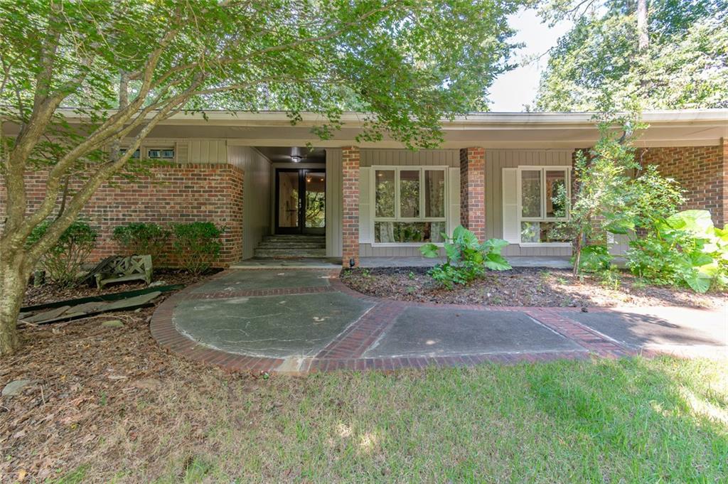 300 Cedar Knoll Court