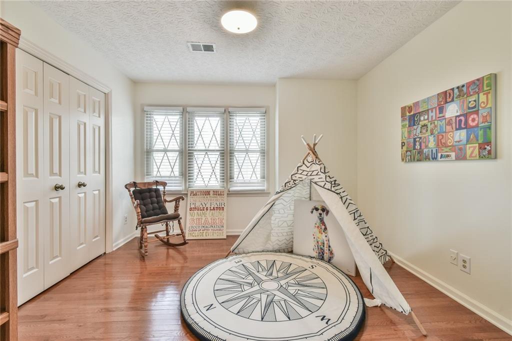 2413 Crooked Tree Court