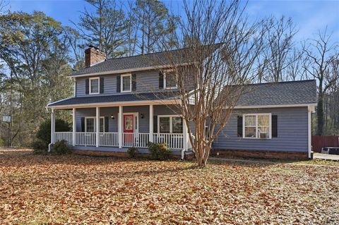 130 THORNTON Drive Fayetteville GA 30214