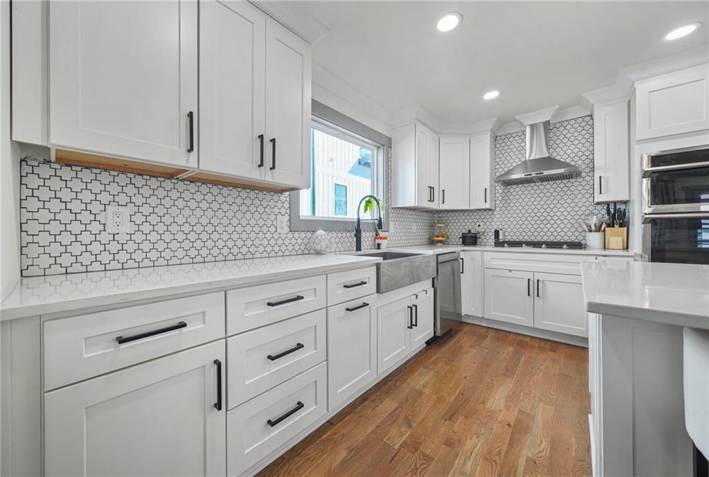2357 Lynn Iris Drive