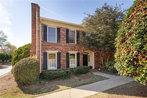 20 Stratford Hall Place NE Atlanta GA 30342