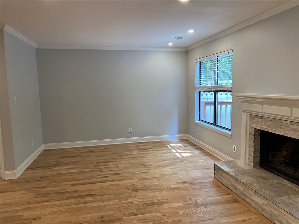 JamesTowne - Residential Lease