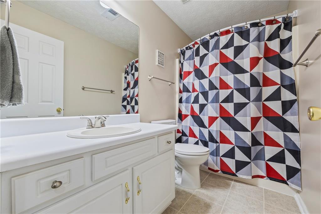 2990 Cove Crossing Drive, Lawrenceville, Georgia image 33