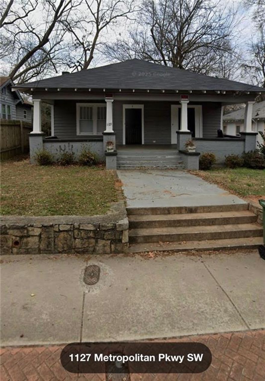 large Duplex directly on Metropolitan.building is 1715 sqft Unit 1 has 2 bedrooms and unit 2 has 3 bedrooms. the Duplex is on a large lot and is centrally located. Large storage room in basement. High ceilings, original archways and mouldings, private parking. Both units are currently tenant occupied. . Viewing will only be during due diligence. !