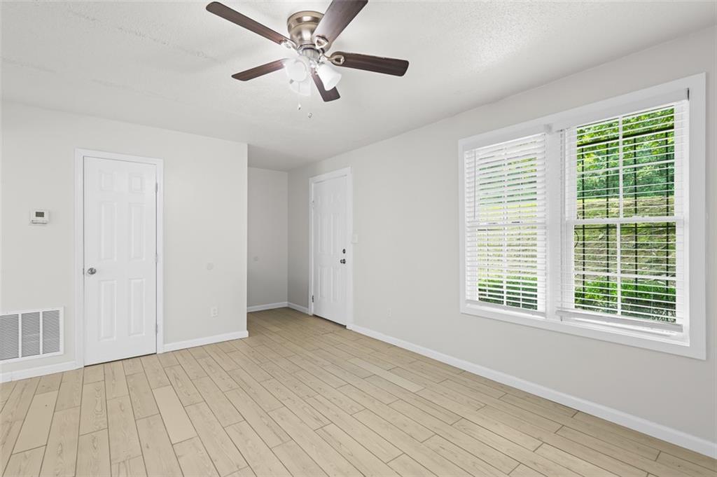 233 Peyton Place SW
