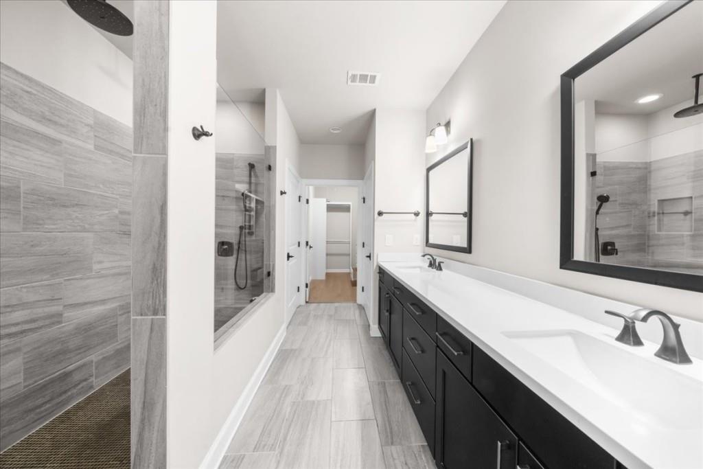 Chelsea Walk - Residential