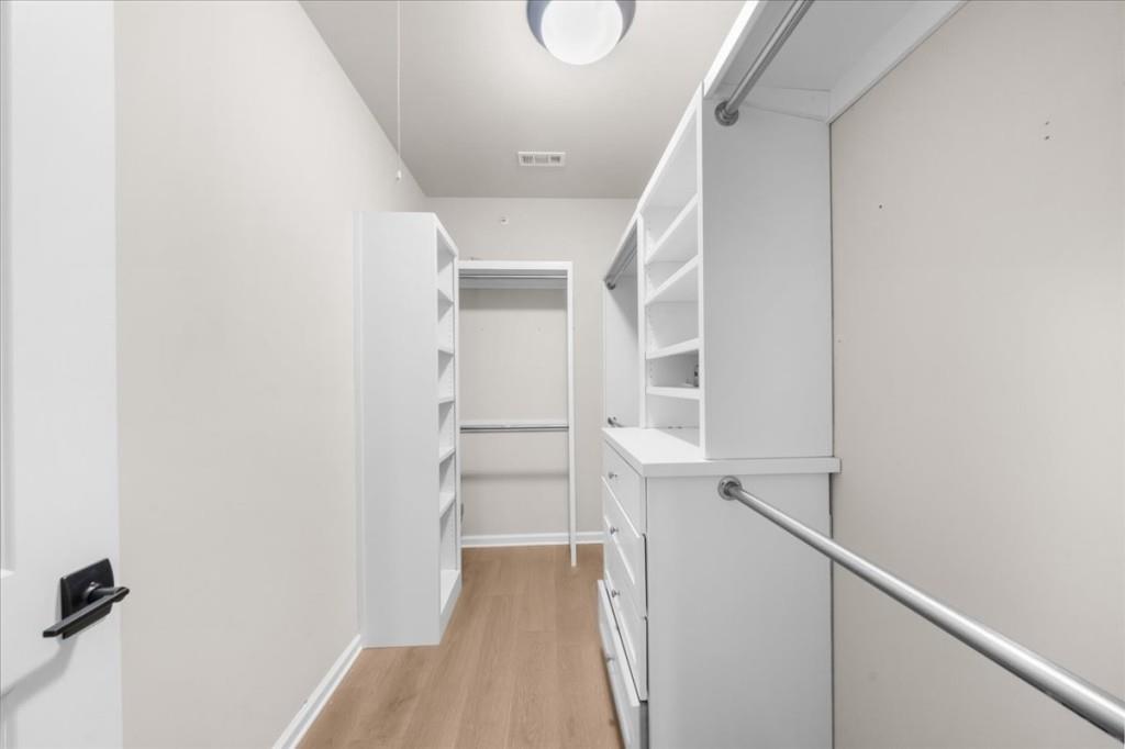 Chelsea Walk - Residential