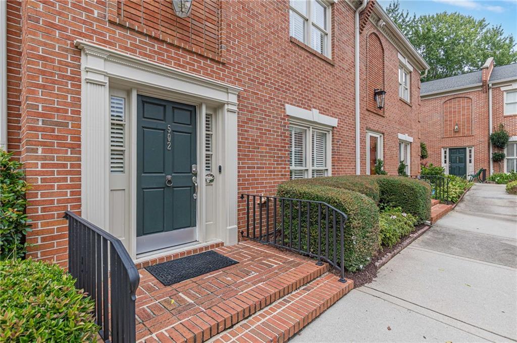 502 Ansley Villa Drive NE