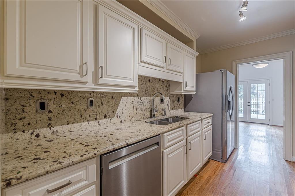 502 Ansley Villa Drive NE