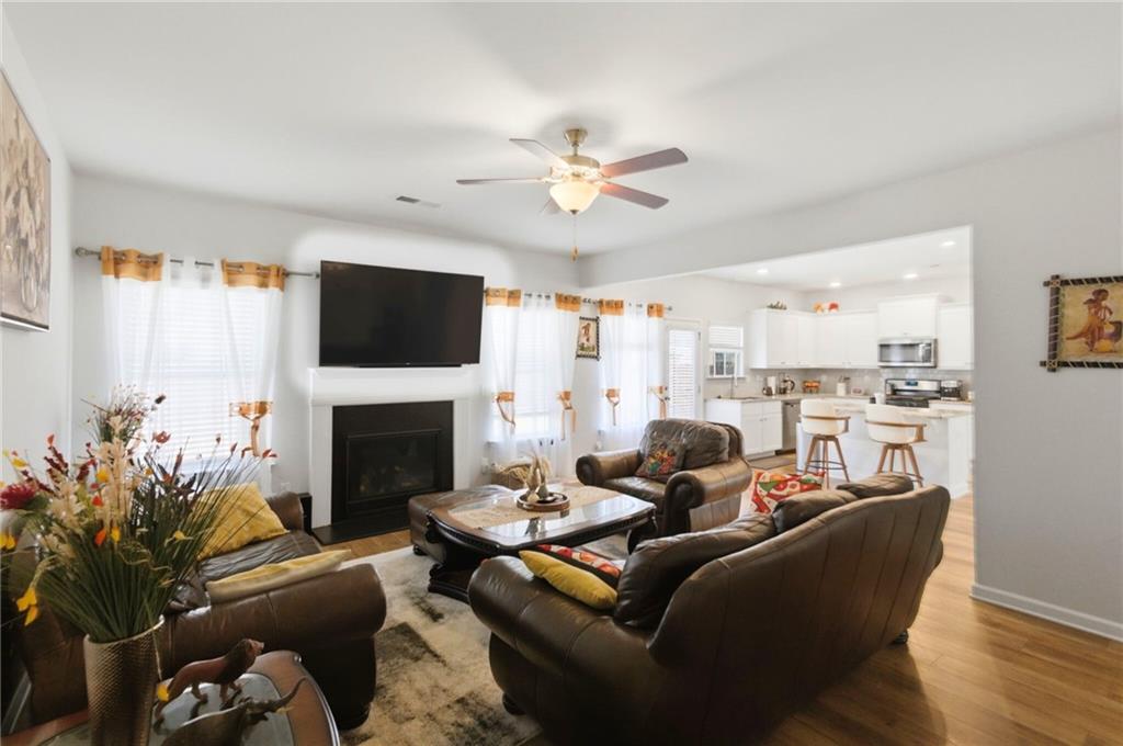 305 Eleanora Crossing