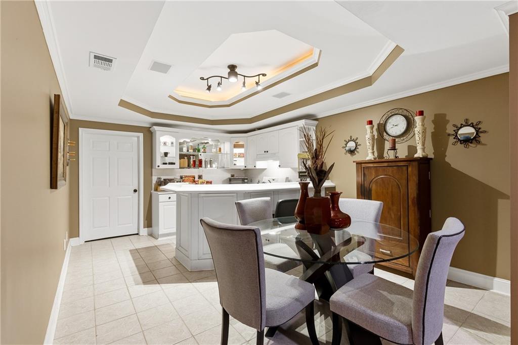 PROVIDENCE LAKE - Residential