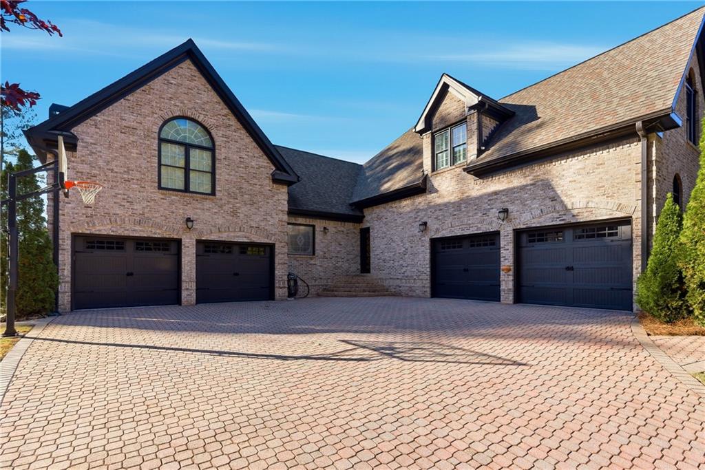 360 Gunston Hall Circle