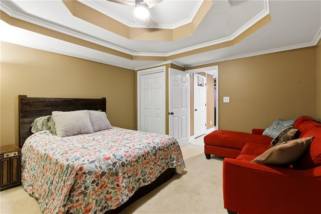 PROVIDENCE LAKE - Residential