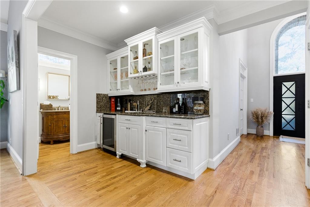 PROVIDENCE LAKE - Residential