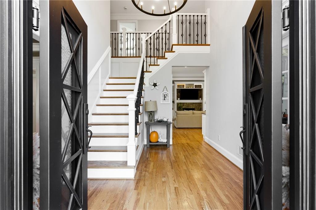 PROVIDENCE LAKE - Residential