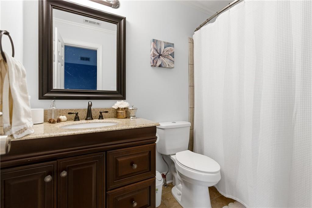 PROVIDENCE LAKE - Residential