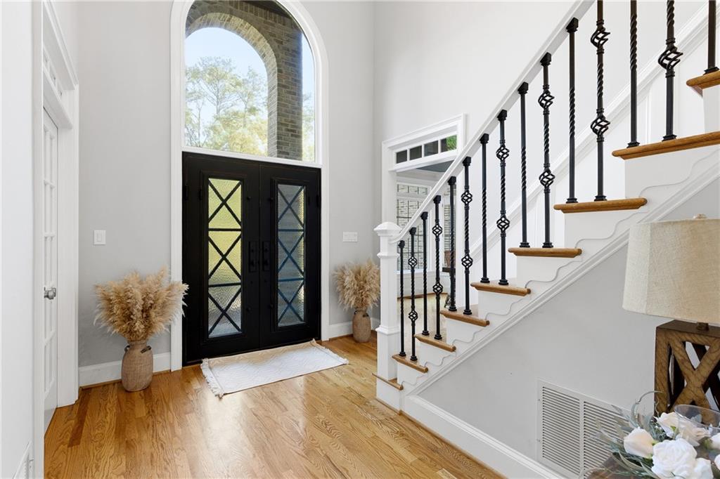 PROVIDENCE LAKE - Residential