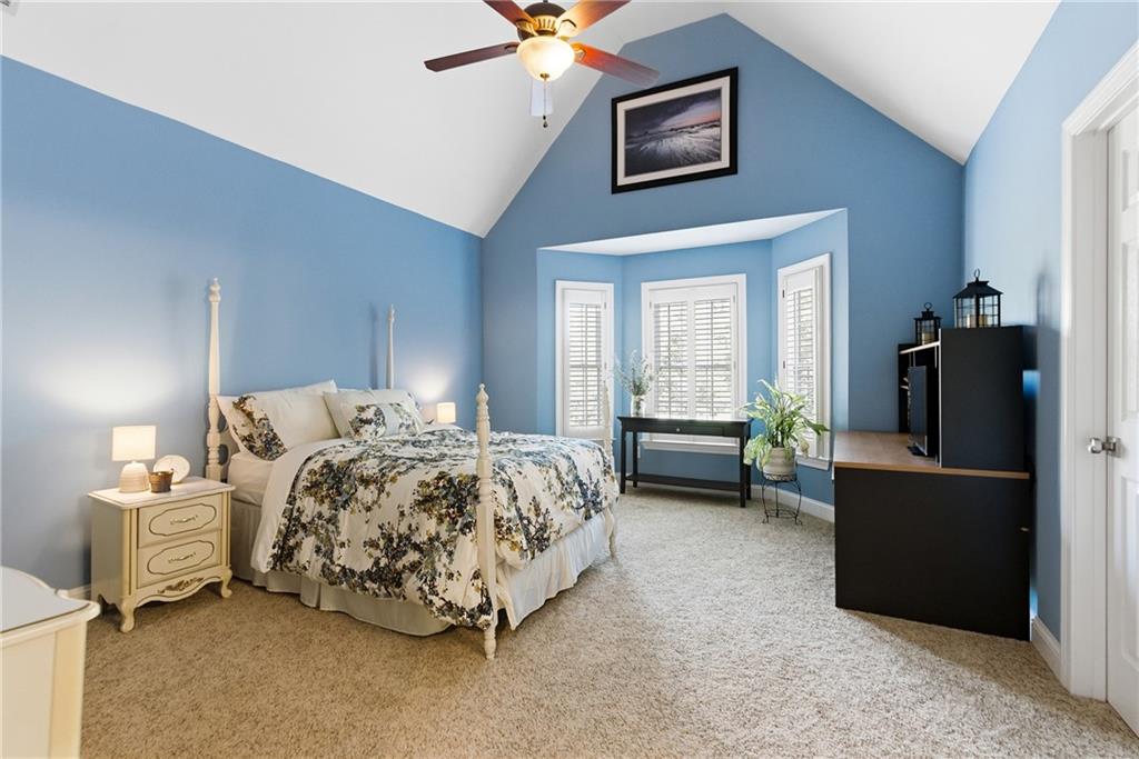 PROVIDENCE LAKE - Residential