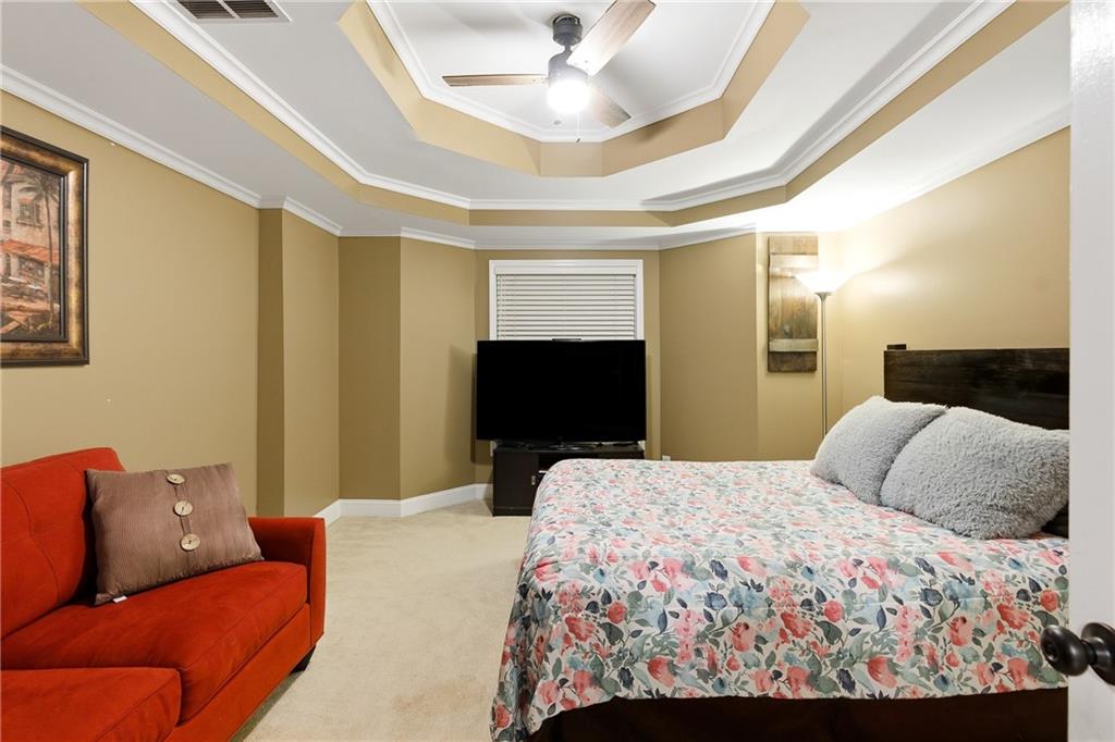 PROVIDENCE LAKE - Residential